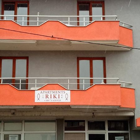 Apartment Riki 3 Near Bus Station Ohrid Buitenkant foto